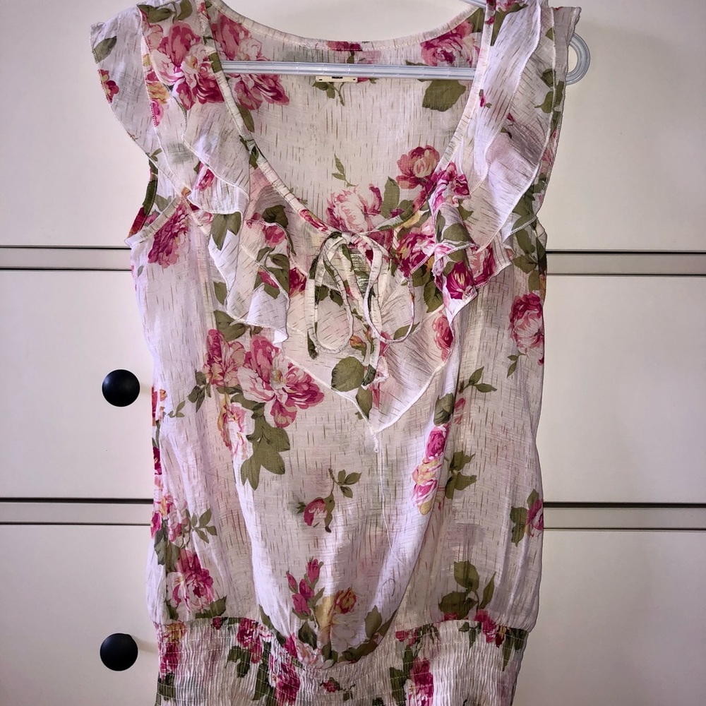 Cute white/floral summer blouse, size medium